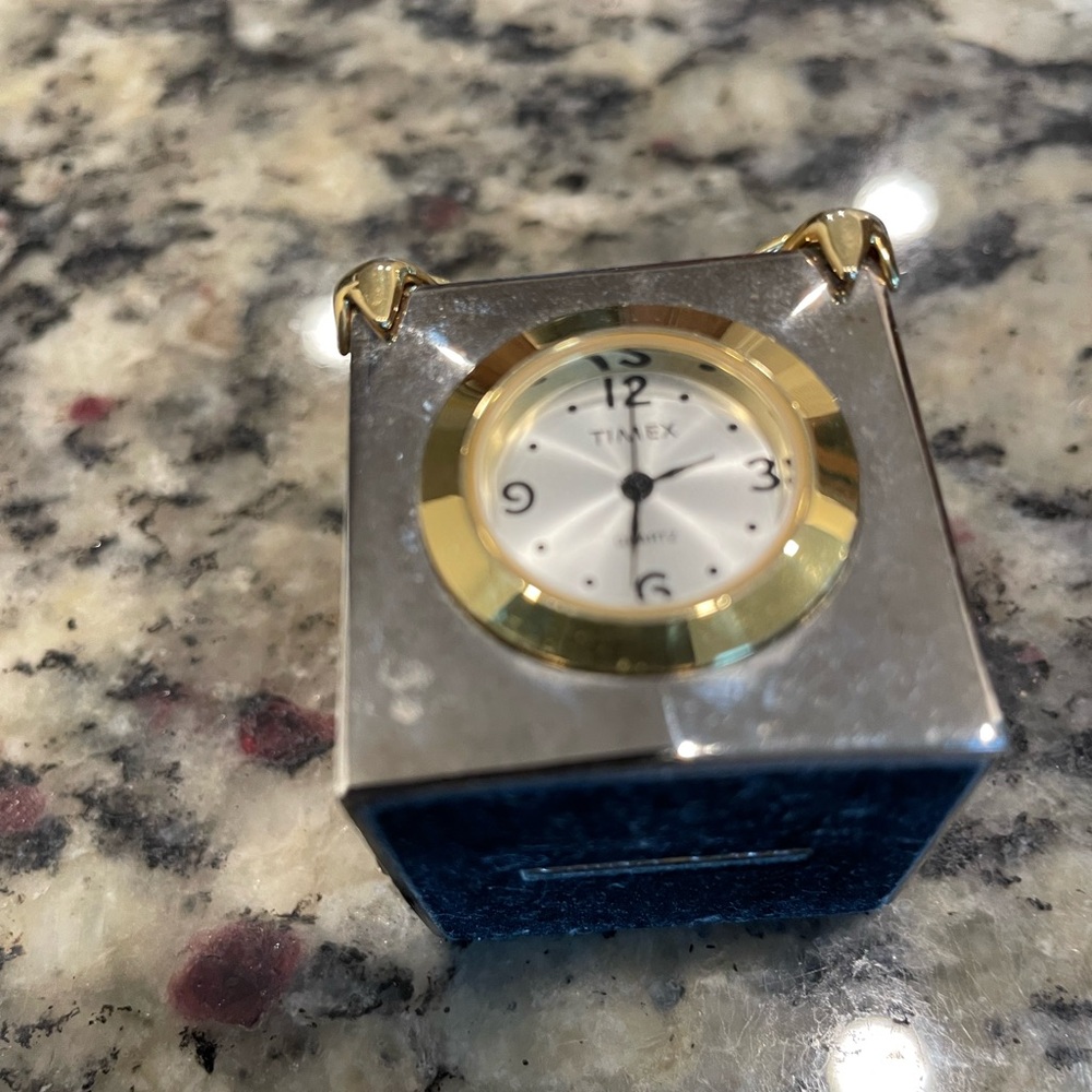 Timex Silver and Gold Desk Clock